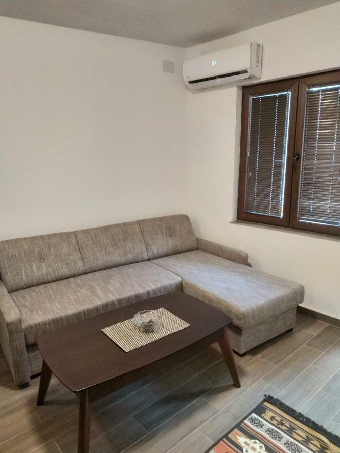 At George'S Apartments Ohrid Bagian luar foto