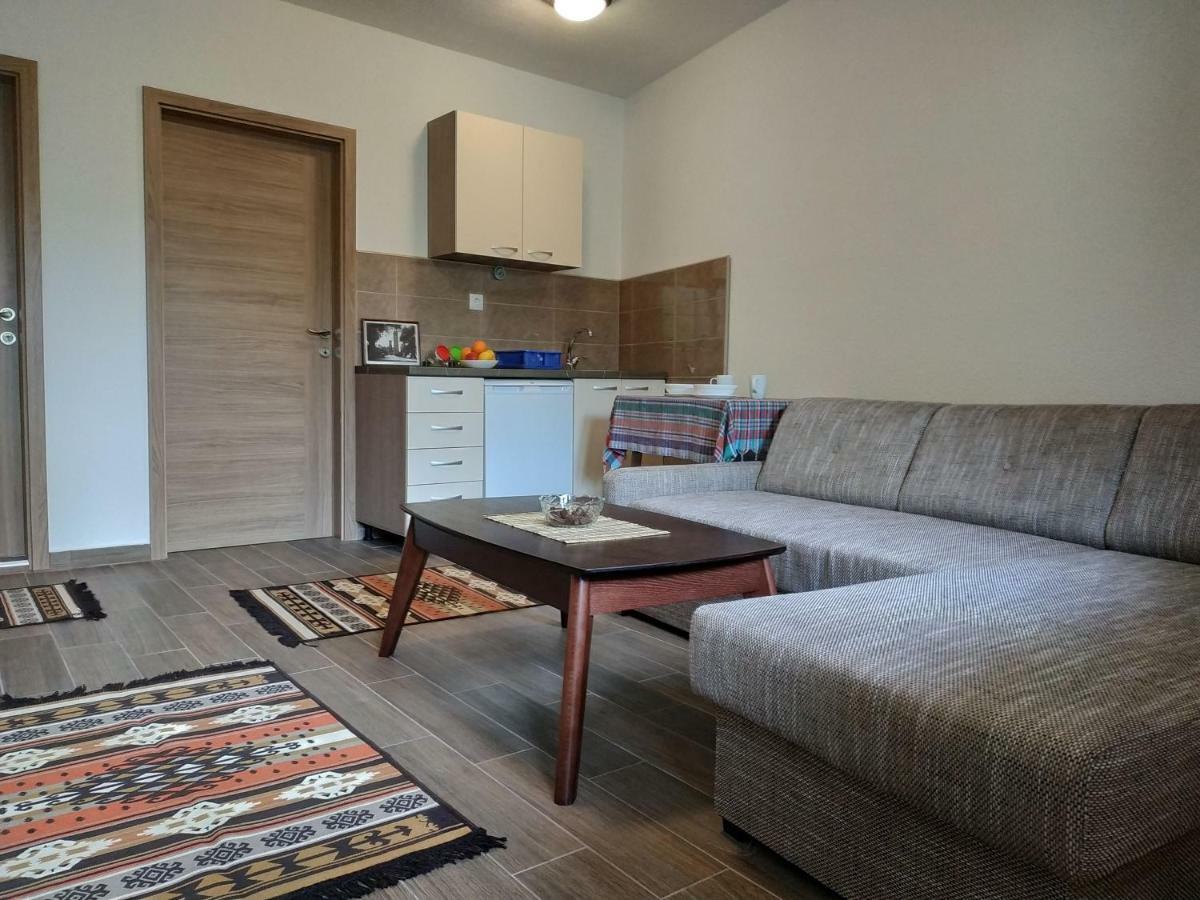 At George'S Apartments Ohrid Bagian luar foto
